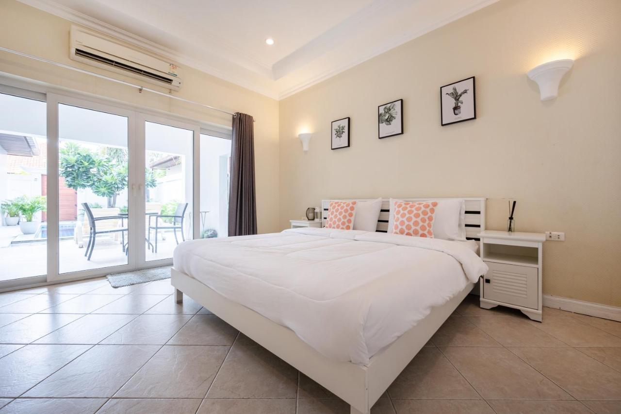 Majestic Residence Pool Villas 2 Bedrooms Private Beach Pattaja Kültér fotó