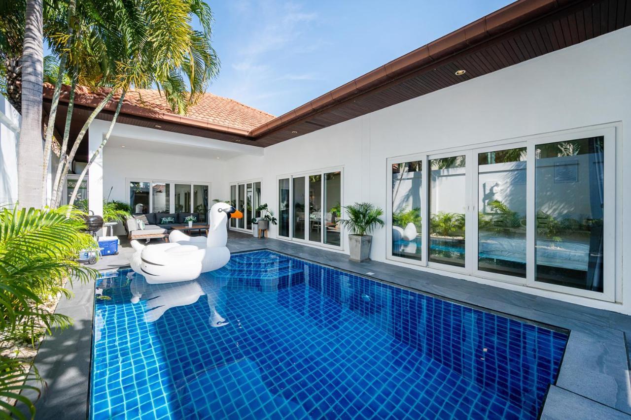 Majestic Residence Pool Villas 2 Bedrooms Private Beach Pattaja Kültér fotó